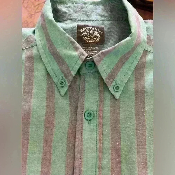 Britannia, button front stripe shirt. Size large. - Picture 2 of 5